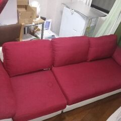 ソファー3人掛け　赤　ファブリックの画像