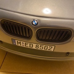 車のおもちゃの画像