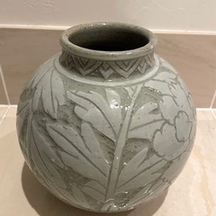 丸型花瓶の画像