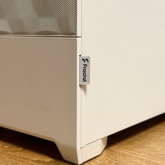 i7 9700KF RX6600 fractal design デスクトップPCの画像