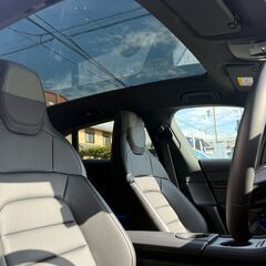 ☆ポルシェ　タイカン☆車検R9年11月までの画像