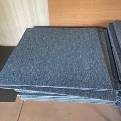 【急募】タイルカーペット^_^の画像