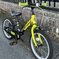＜極美品車＞キッカーグランデ ・16インチ・キッズ自転車の画像