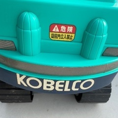 乗れるシャベルカーの画像