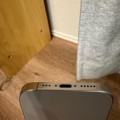 iPhone16 Pro 512GBナチュラルチタニウム　箱・付属品付きの画像