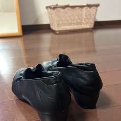 【美品】Emiwalk 走れるパンプスの画像