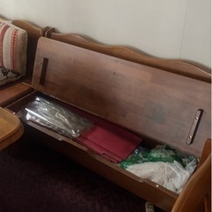【昭和レトロ家具✨】どんぐり柄🌲収納付き木製ベンチ（3人掛け）の画像