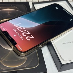 SIMフリーiPhone12 pro MAX ゴールド　美品の画像