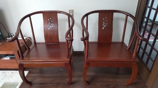 中華風椅子　2脚