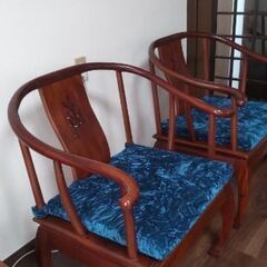 中華風椅子　2脚の画像
