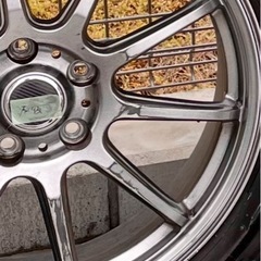 スタッドレスタイヤ(225/60R18 )　の画像