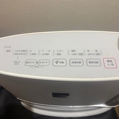 加湿機能付き　ファンヒーター　シャープ製　小型の画像