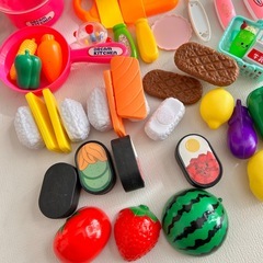 おままごとセット 食材と調理器具の画像