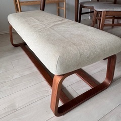 ニトリ ダイニングテーブルセット 椅子+無印良品ベンチの画像