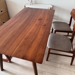 ニトリ ダイニングテーブルセット 椅子+無印良品ベンチの画像