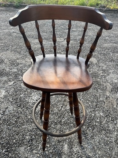 キツツキマーク　回転カウンターチェア