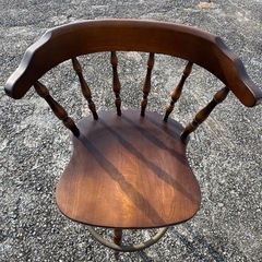 キツツキマーク　回転カウンターチェアの画像