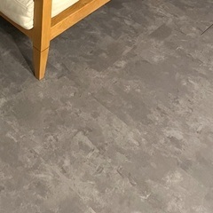 【急募】お渡し11/16夜まで❗️置くだけフロアタイル7畳分の画像