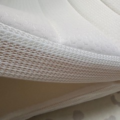 二トリ　三つ折り敷布団　セミダブルの画像