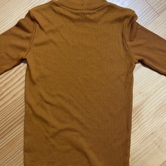 ユニクロトップス秋冬　サイズMの画像
