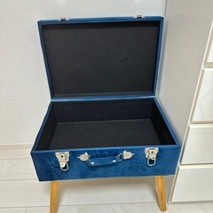 トランクスツール し収納の画像