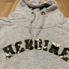 迷彩ロゴ　パーカー　　Lサイズの画像