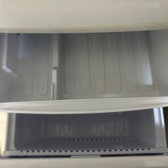 シャープ冷蔵庫（単身用）の画像