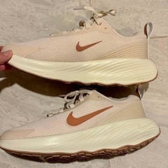 NIKE ナイキ プロミナ シューズ WFV6343 200PRLWHT/MRSGL 23.5-24cmの画像