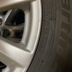 マツダ純正タイヤホイール16インチの画像