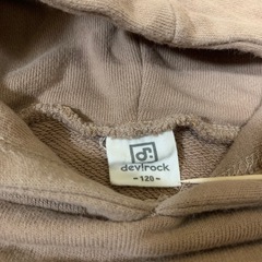 パーカー　120センチの画像