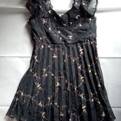 レースアップ プリーツチュニック 黒×金 花柄 リボン レース フリル メッシュの画像