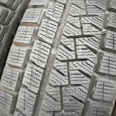 ピレリ　スタッドレスタイヤ　155/65R13  4本の画像