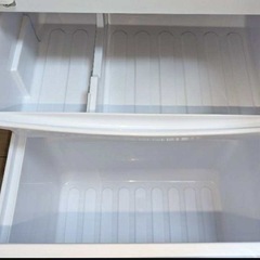 SHARP冷蔵庫の画像