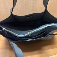 通勤バッグ　レディース　モスグリーンの画像