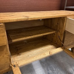 サイドボード テレビボード 天然木材 
無垢材の画像