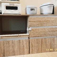 【77%OFF】LOWYA 食器棚 レンジ台 引出しタイプ木目調  の画像