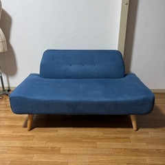 半年間使用　定価29999円　ソファ　ロイヤルブルーの画像