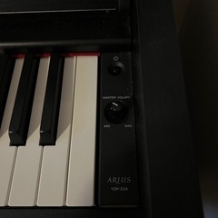 ヤマハ電子ピアノ Arius YDP-S34（88鍵／チェア・ヘッドフォン付き）の画像