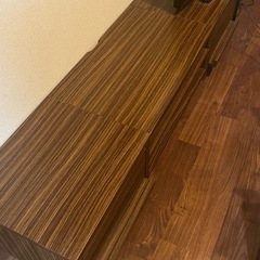 テレビ台の画像