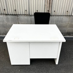 オフィステーブル チェアの画像