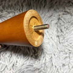 椅子の足の画像