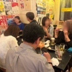 (関西地区街コン最安値‼️600円‼️)【11月24日(祝)17時30分〜難波駅】祝日も超爆安飲み会でお友達・ご縁作り🍖【超絶品‼️‼️鉄鍋餃子、牛すじ旨辛鍋など8品＋お酒飲み放題＋今回限定‼️超絶品‼️粗品つきで🎁】女性限定‼️‼️超爆安600円‼️‼️(初参加男性先着2名まで1,000円) - パーティー