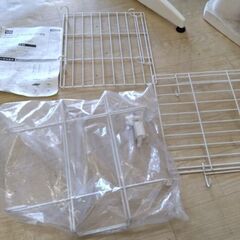 たったの千円ポッキリ　極上美品　洗濯機ラック　棚　洗濯機 ラック　ハンガーラック　カゴ　洗剤の画像