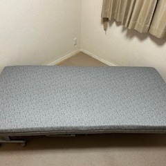 折りたたみベッド・マットレスの画像