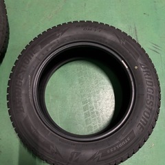 225/65R17 スタッドレスの画像
