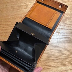 2つ折り財布の画像