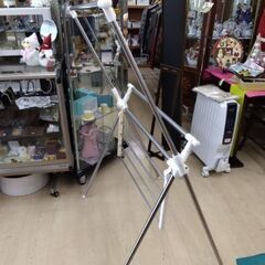 極上美品　高さも幅も伸縮式　高級タイプ　物干し竿　ハンガーラック　洗濯機 ラック　ハンガーの画像