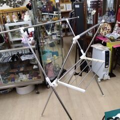 極上美品　高さも幅も伸縮式　高級タイプ　物干し竿　ハンガーラック　洗濯機 ラック　ハンガーの画像