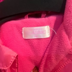 フード付きピンクダウンコートの画像