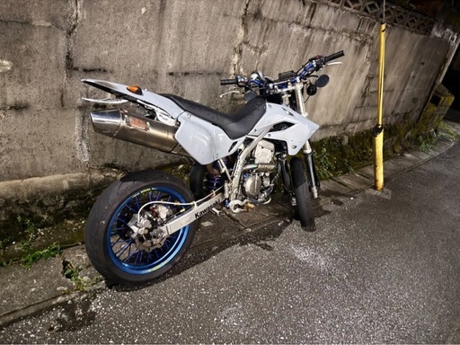 Dトラッカー250